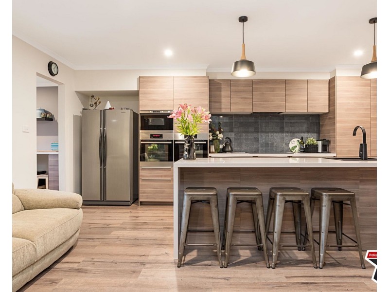 5 West Hill Drive, Mount Evelyn VIC 3796