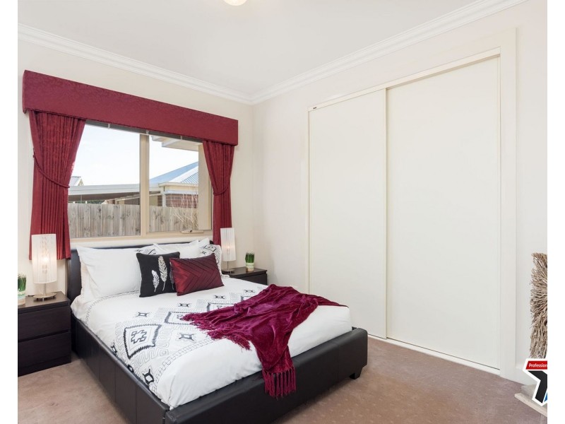 3/221 Cambridge Road, Mooroolbark VIC 3138