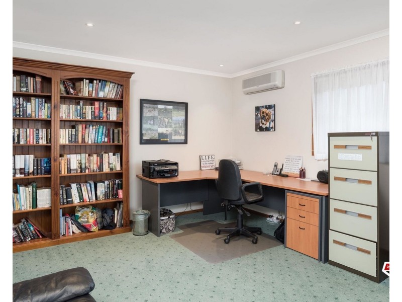 14 Kemp Avenue, Mount Evelyn VIC 3796