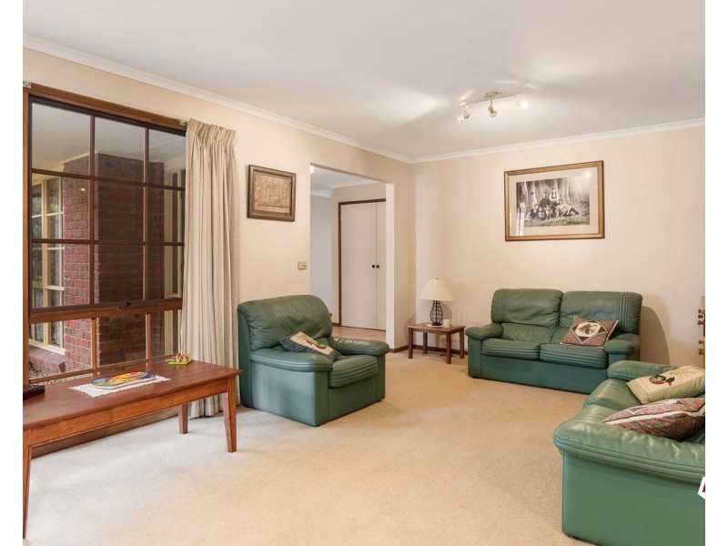 14 Kemp Avenue, Mount Evelyn VIC 3796