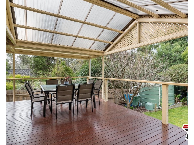 14 Kemp Avenue, Mount Evelyn VIC 3796