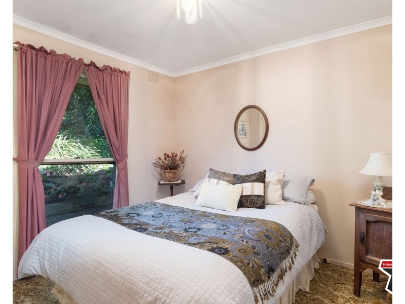 19 Elsie Street, Wandin North VIC 3139