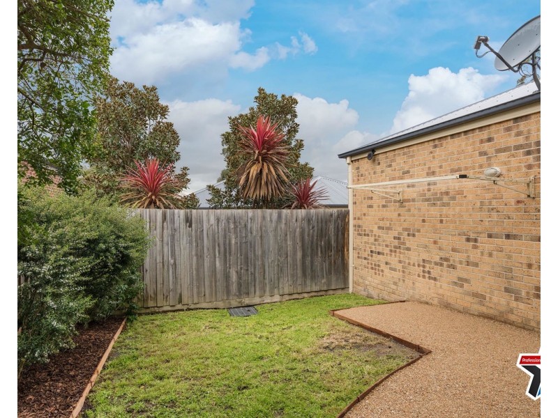 1/6 Humber Road, Croydon North VIC 3136