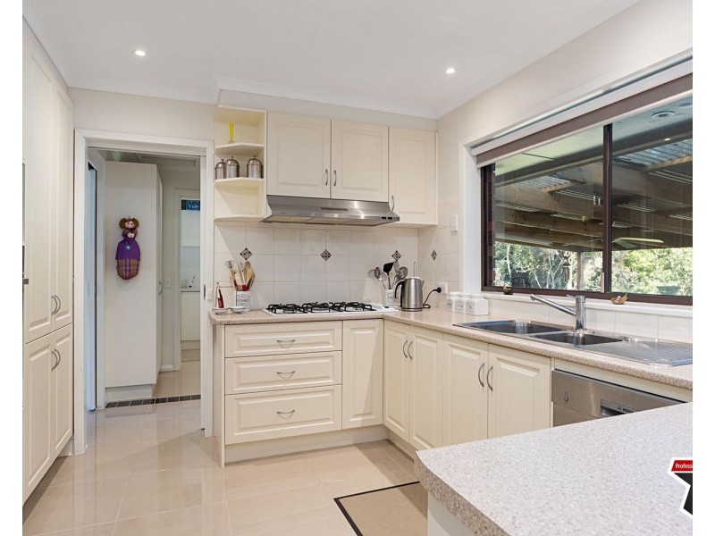 7 Gum Court, Montrose VIC 3765