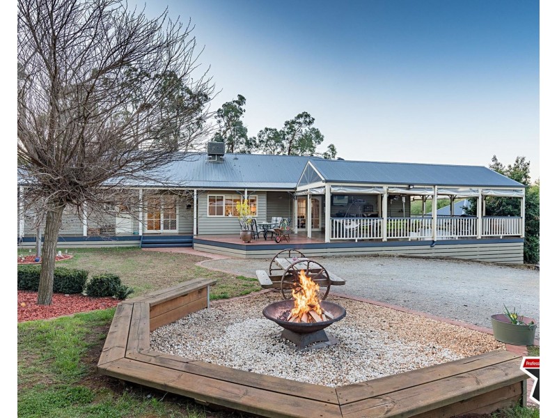 36 Queens Road, Silvan VIC 3795
