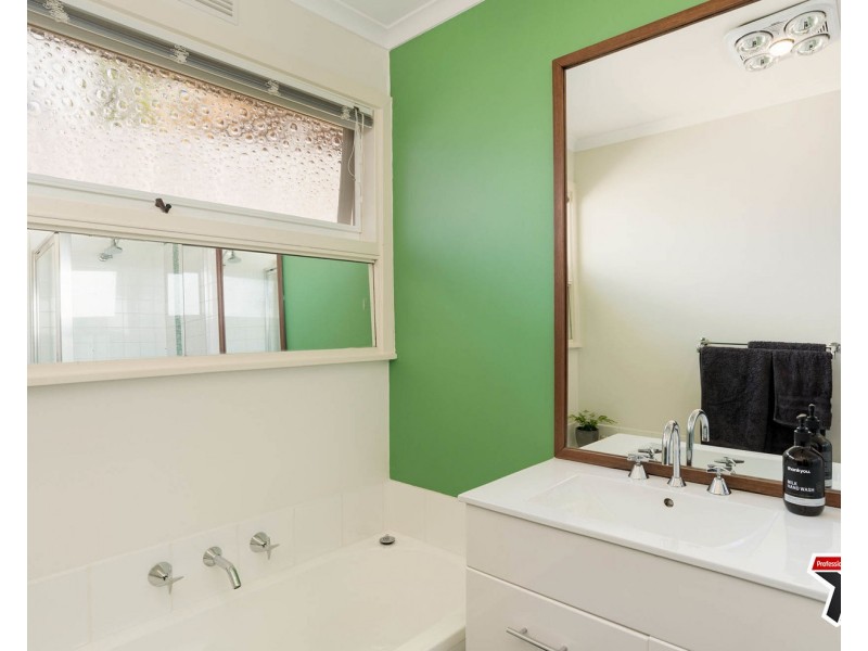 29 Currajong Avenue, Mount Evelyn VIC 3796