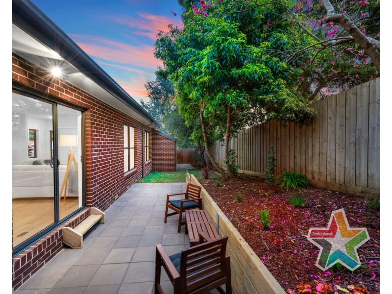 33a Lemongrove Crescent, Croydon Hills VIC 3136