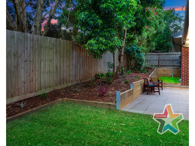 33a Lemongrove Crescent, Croydon Hills VIC 3136