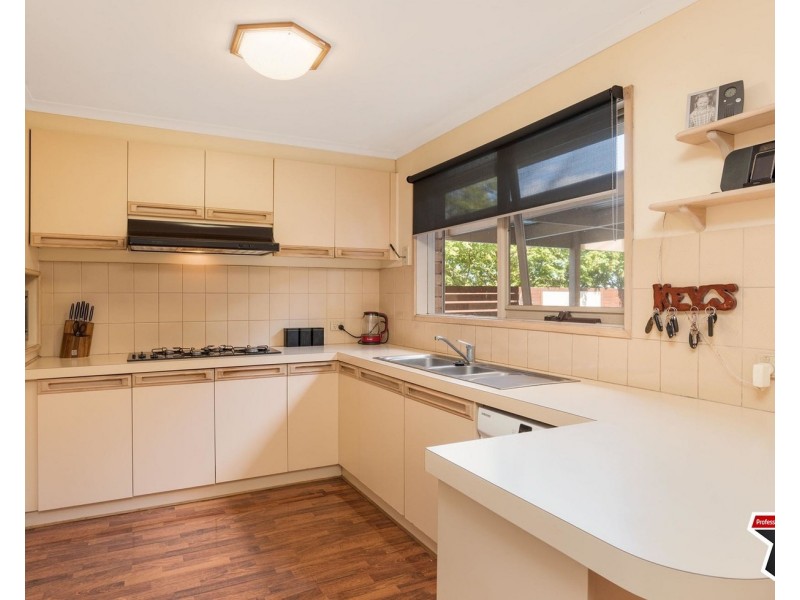 2 Summerhill Park Drive, Mooroolbark VIC 3138