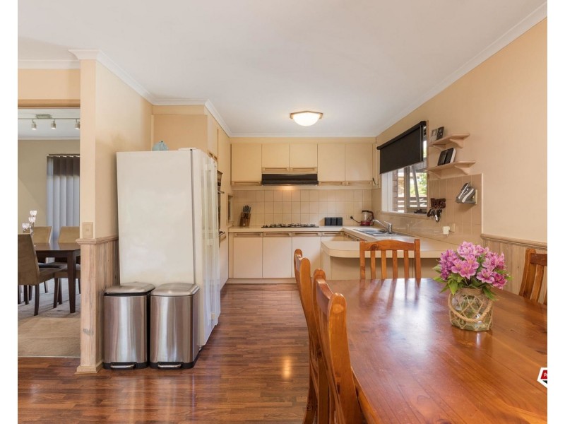 2 Summerhill Park Drive, Mooroolbark VIC 3138