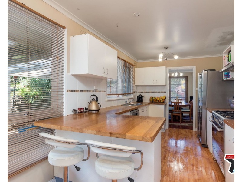 2 Williams Crescent, Woori Yallock VIC 3139