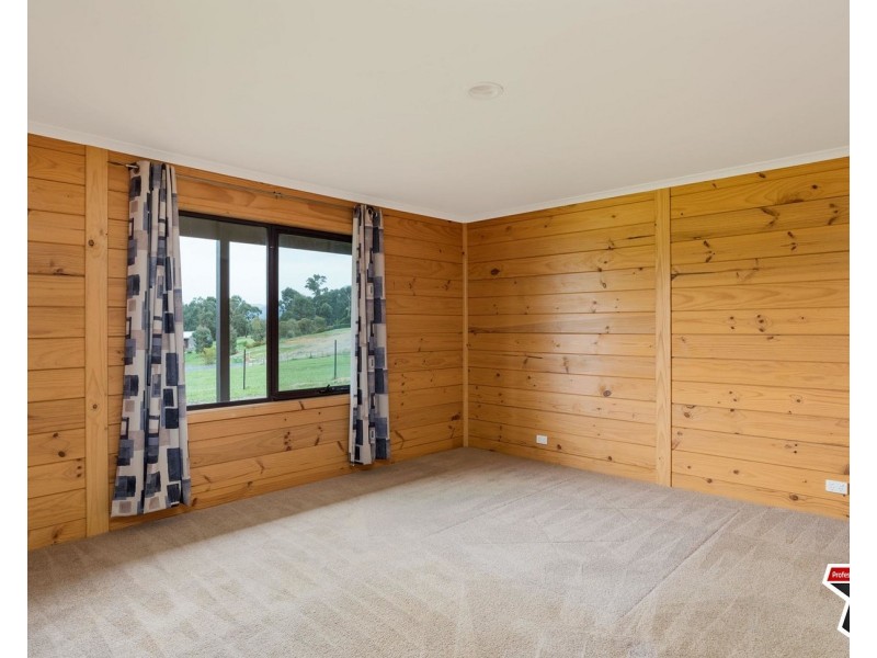 10 Shirley Lane, Healesville VIC 3777