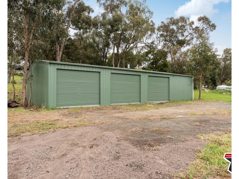 10 Shirley Lane, Healesville VIC 3777