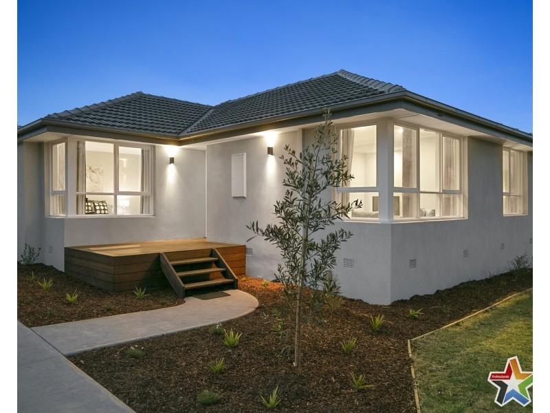 6 Geoffrey Drive, Kilsyth VIC 3137