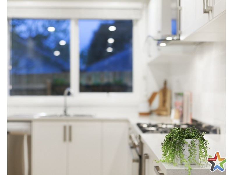 6 Geoffrey Drive, Kilsyth VIC 3137