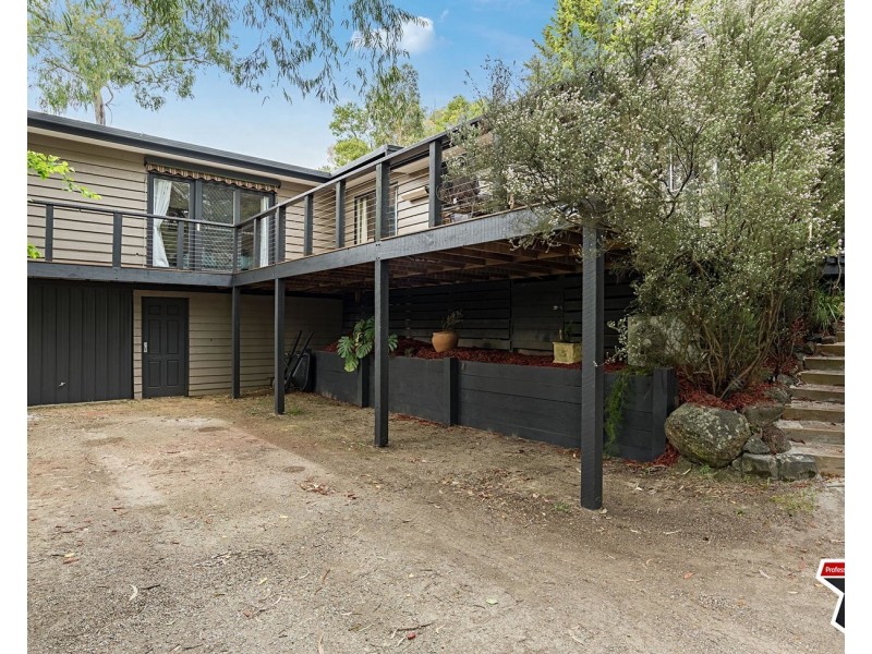 26-28 Oak Grove, Mount Evelyn VIC 3796