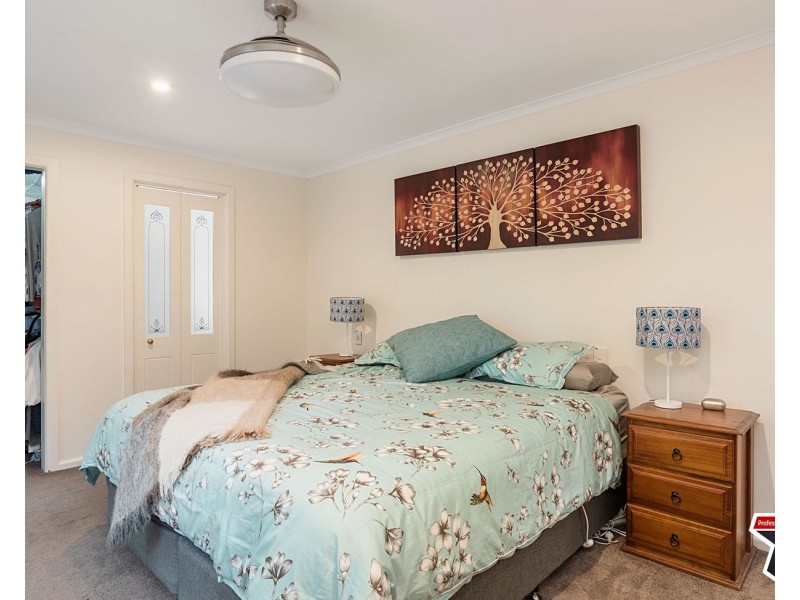 26-28 Oak Grove, Mount Evelyn VIC 3796