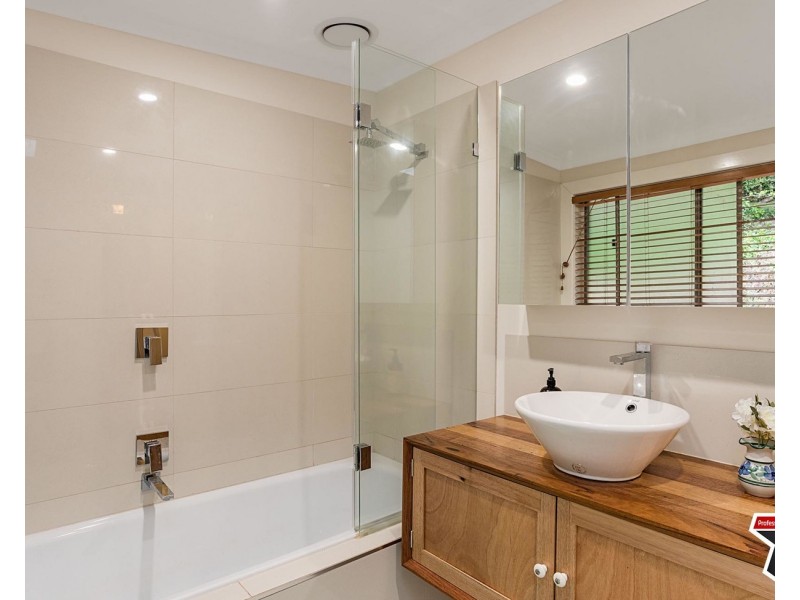 26-28 Oak Grove, Mount Evelyn VIC 3796