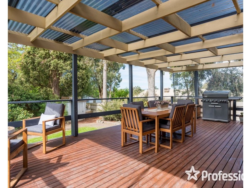 2 Mitarm Close, Mount Evelyn VIC 3796