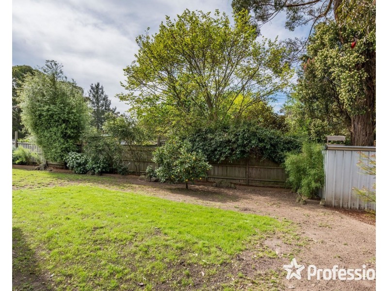 2 Mitarm Close, Mount Evelyn VIC 3796