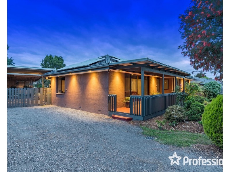 120 Carronvale Road, Mooroolbark VIC 3138