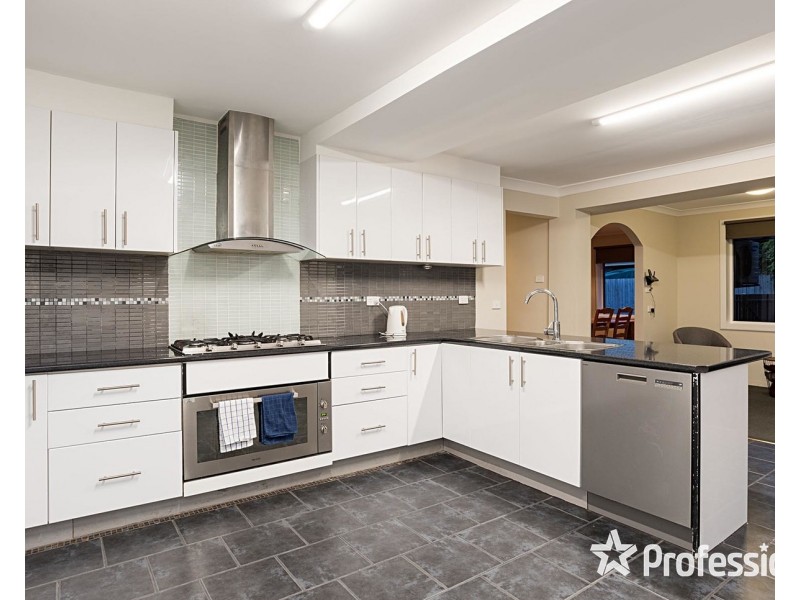 120 Carronvale Road, Mooroolbark VIC 3138