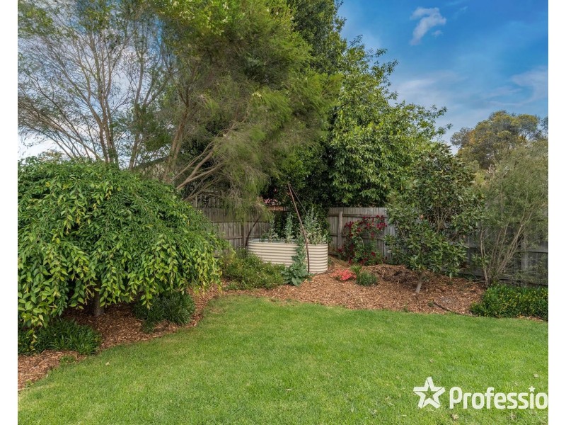 120 Carronvale Road, Mooroolbark VIC 3138