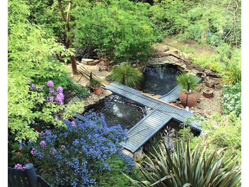 18 Sycamore Grove, Mount Evelyn VIC 3796