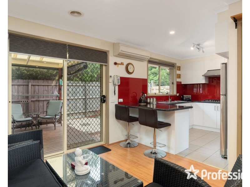 61a Geoffrey Drive, Kilsyth VIC 3137
