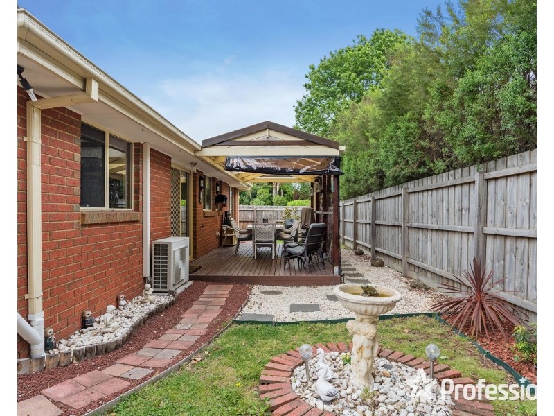 61a Geoffrey Drive, Kilsyth VIC 3137