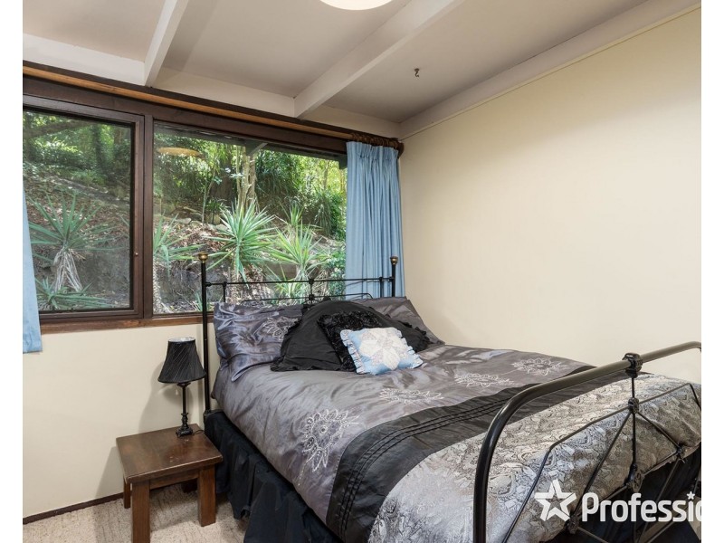 21 West Hill Drive, Mount Evelyn VIC 3796