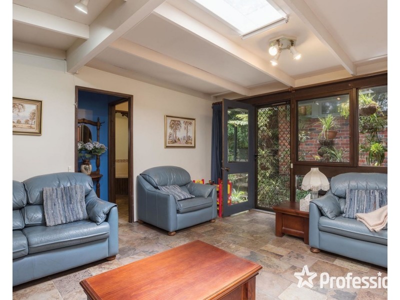 21 West Hill Drive, Mount Evelyn VIC 3796