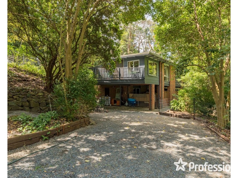 21 West Hill Drive, Mount Evelyn VIC 3796