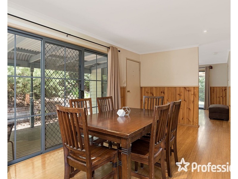 1 Commercial Road, Mount Evelyn VIC 3796