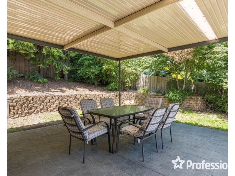 1 Commercial Road, Mount Evelyn VIC 3796