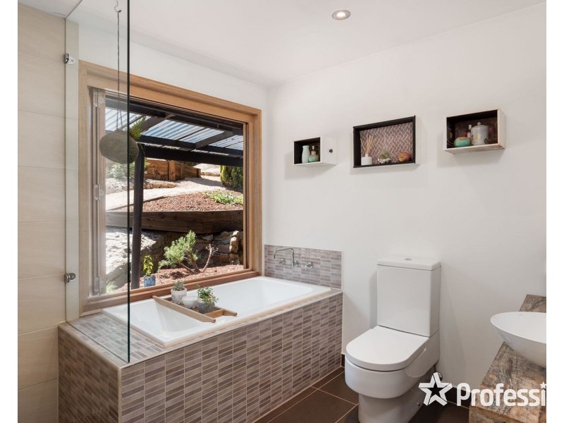 134 Quinn Crescent, Mount Evelyn VIC 3796