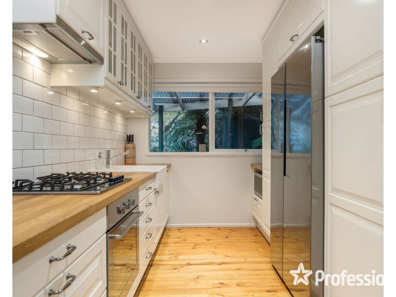 56 Russell Street, Mount Evelyn VIC 3796