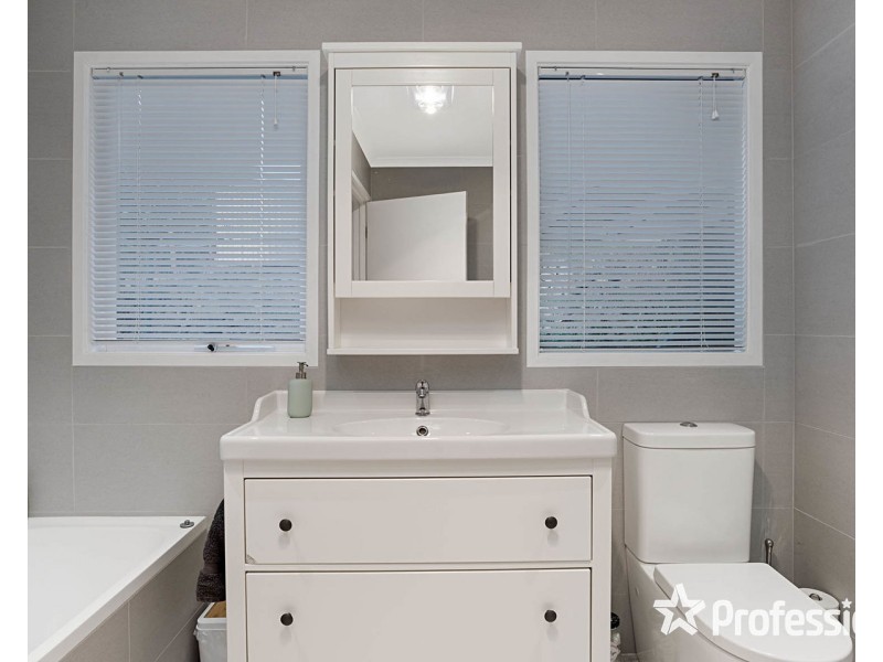 56 Russell Street, Mount Evelyn VIC 3796