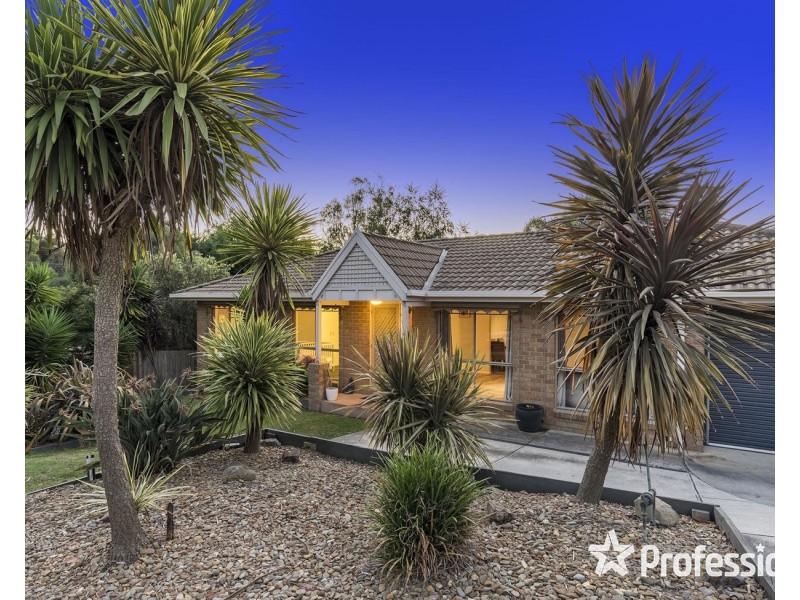 17 Rolaine Close, Lilydale VIC 3140
