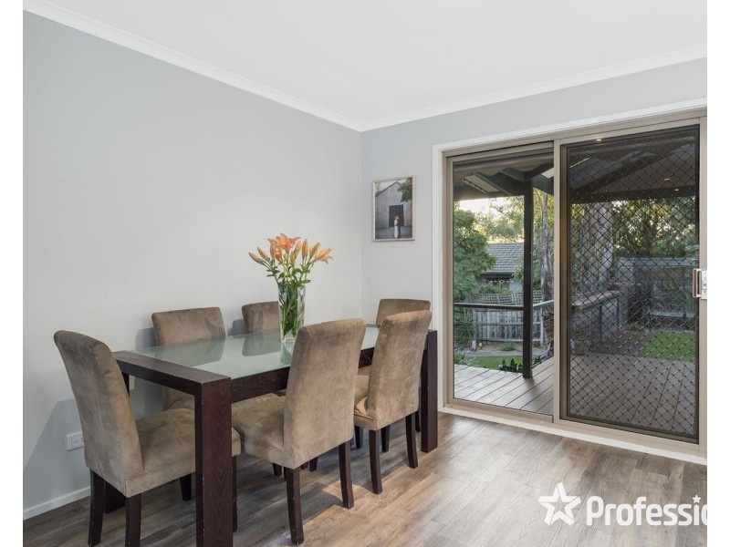17 Rolaine Close, Lilydale VIC 3140