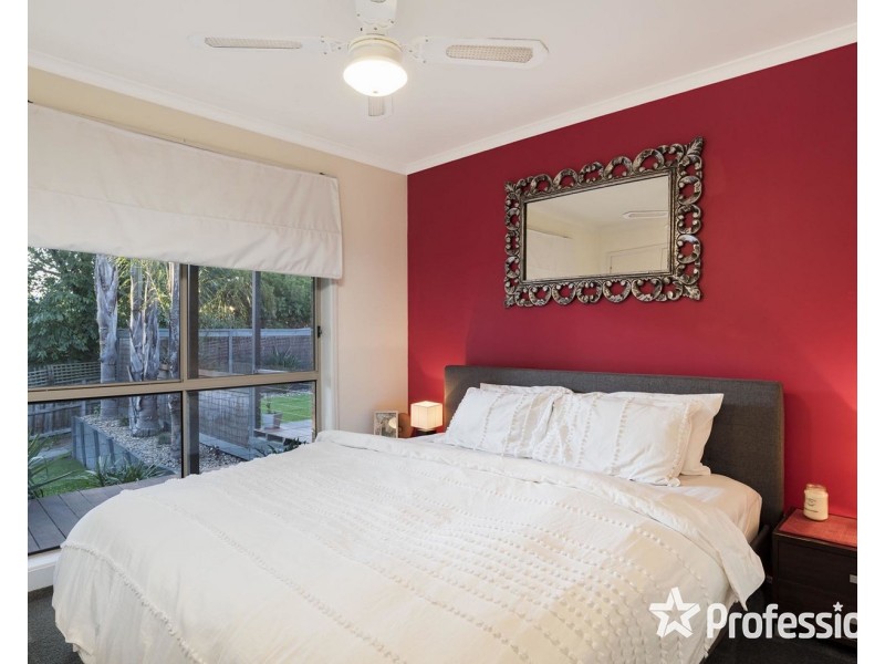 17 Rolaine Close, Lilydale VIC 3140