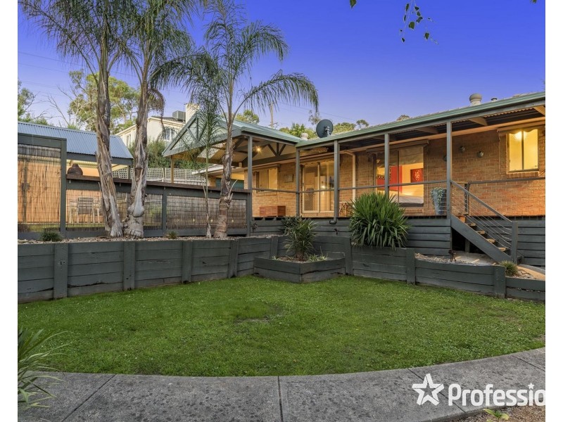 17 Rolaine Close, Lilydale VIC 3140