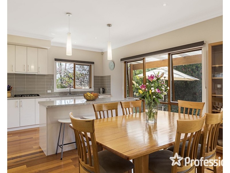 9 Oaks Street, Lilydale VIC 3140