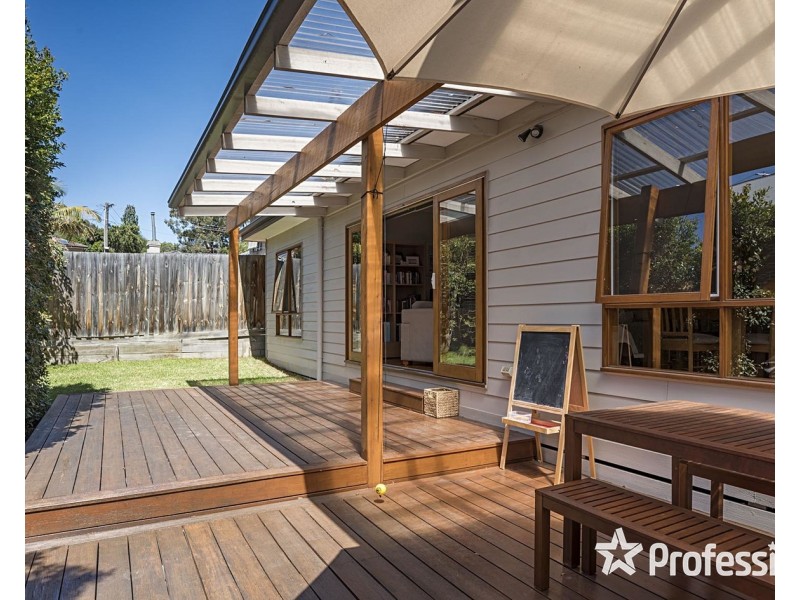 9 Oaks Street, Lilydale VIC 3140