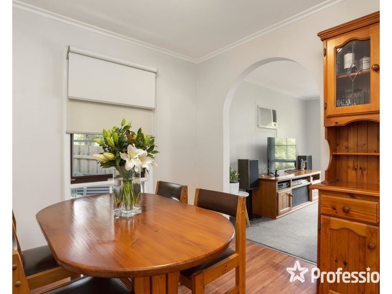 17 Olive Grove, Lilydale VIC 3140