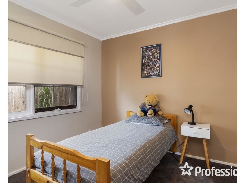 17 Olive Grove, Lilydale VIC 3140