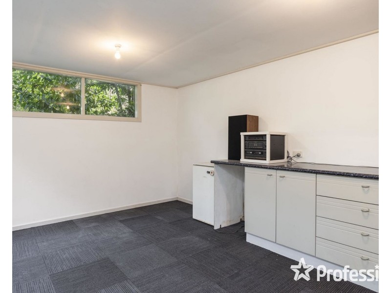 17 Olive Grove, Lilydale VIC 3140