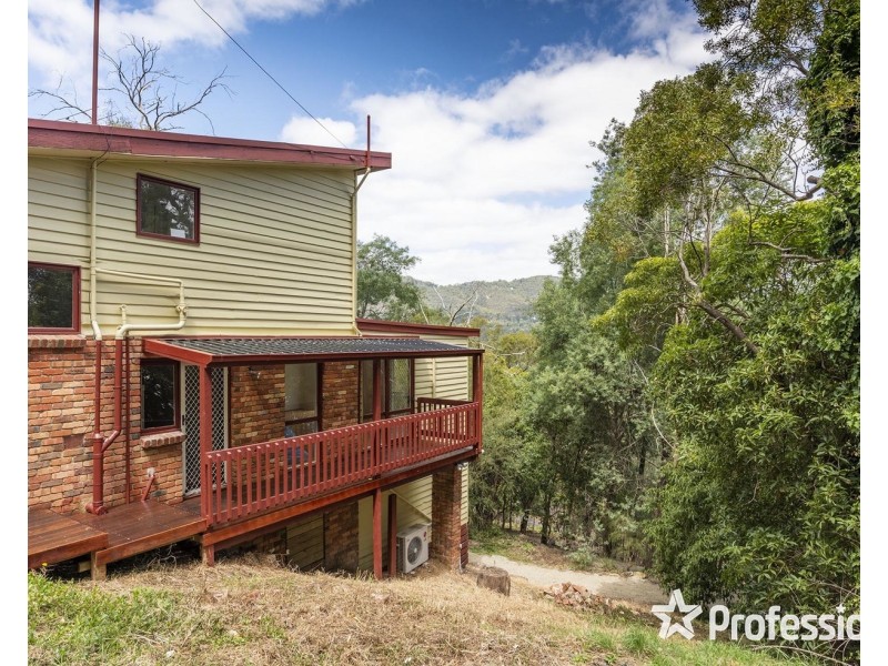 25 Thomas Crescent, Lilydale VIC 3140