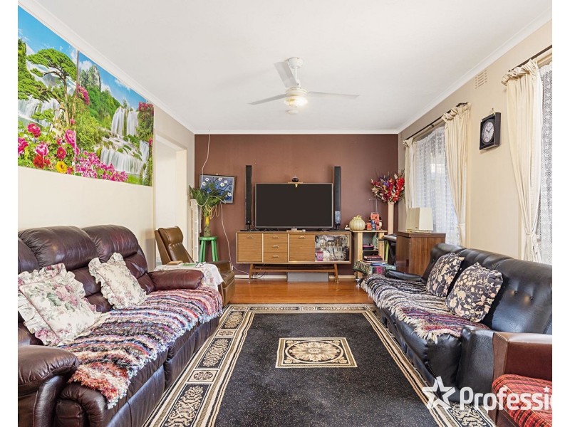 40 Ross Pincott Drive, Mooroolbark VIC 3138