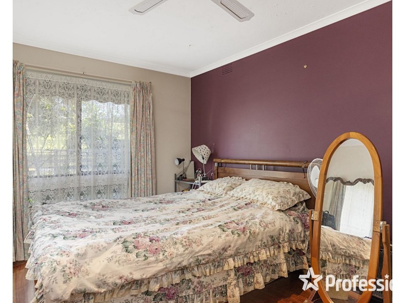 40 Ross Pincott Drive, Mooroolbark VIC 3138